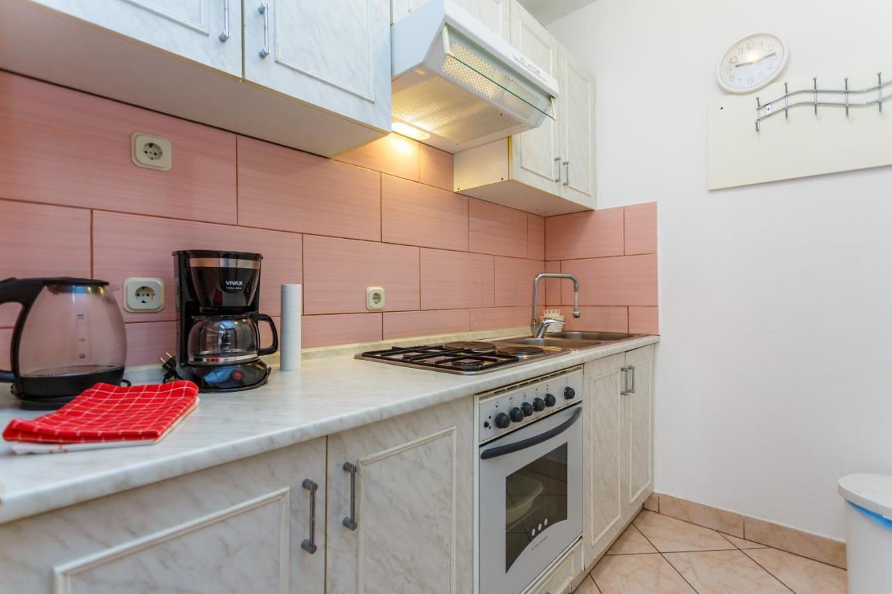 Apartment Dragica คิร์ก ภายนอก รูปภาพ