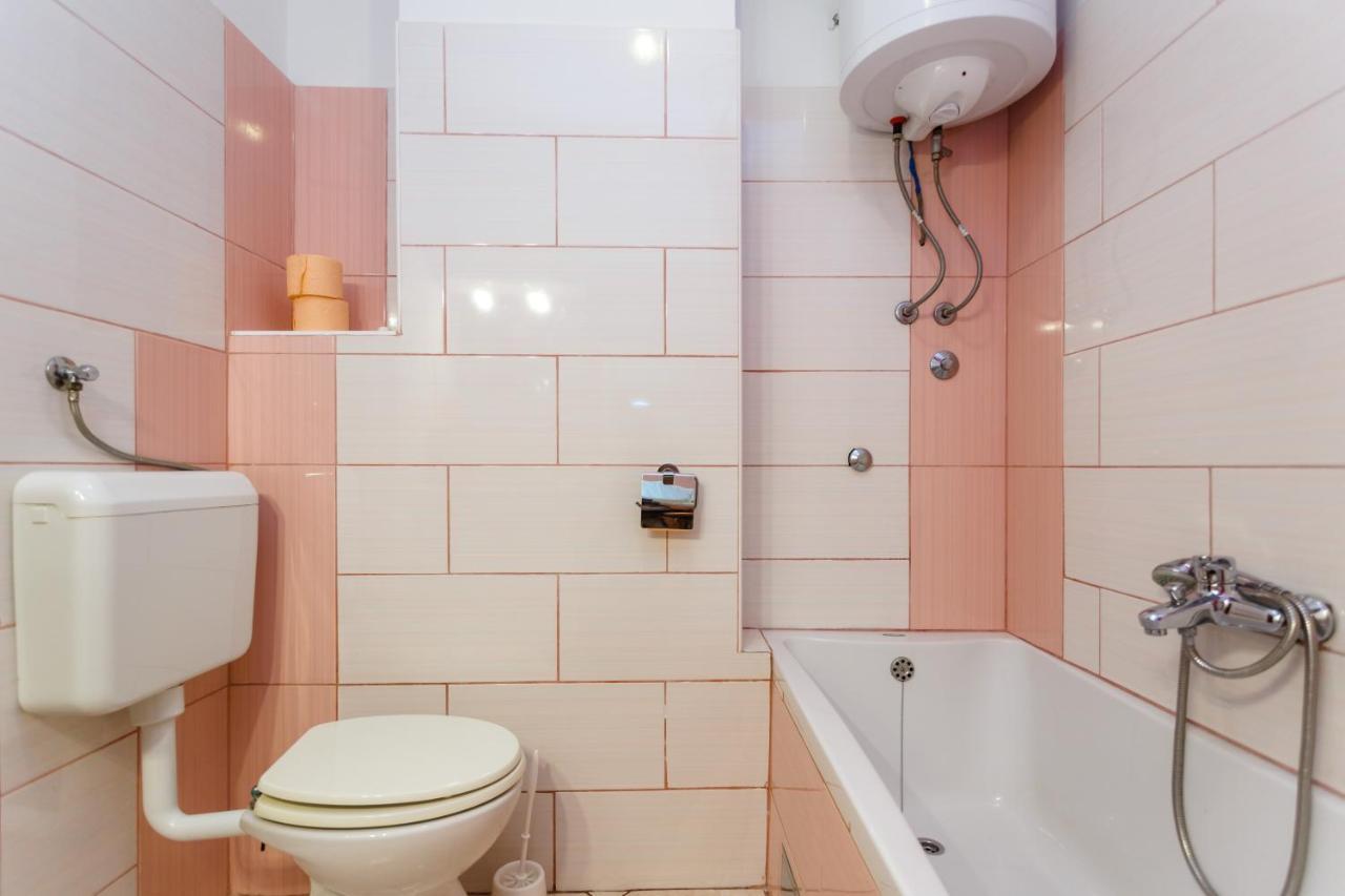 Apartment Dragica คิร์ก ภายนอก รูปภาพ