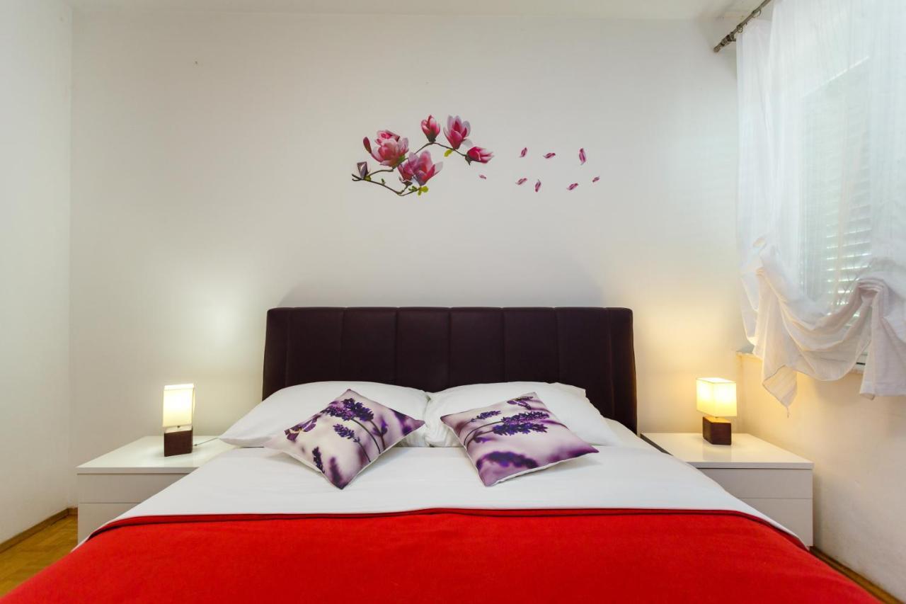 Apartment Dragica คิร์ก ภายนอก รูปภาพ