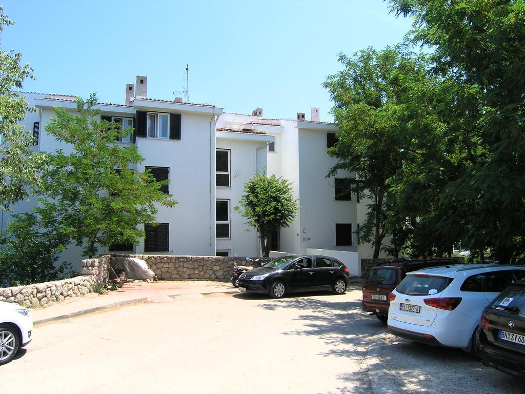 Apartment Dragica คิร์ก ภายนอก รูปภาพ